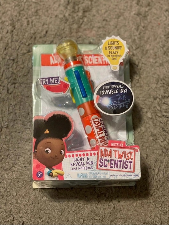 Other - Just play ads twist scientist light and reveal pen